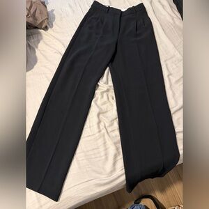 Aritzia Elegant Black effortless Women's pants